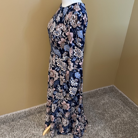 💕 Eliza J Long Sleeve Floral Maxi Dress - Picture 2 of 5